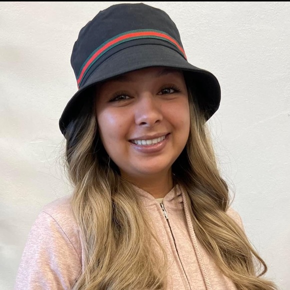 New variety of Bucket reversible hats - Picture 8 of 17